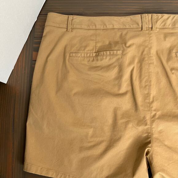 Ava & Viv High Rise Chino Shorts Khaki Tan 5" Inseam NWT Plus Size 26W - Picture 7 of 13